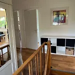 Wohnung Erstes Og - Lichtdurchflutet Und Modern